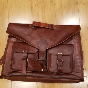 Brown leather travel bag